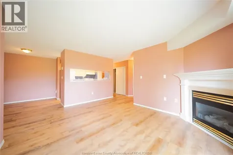 2922 Rivard Windsor ON N8T 3N9