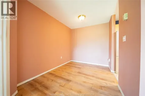 2922 Rivard Windsor ON N8T 3N9