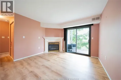 2922 Rivard Windsor ON N8T 3N9