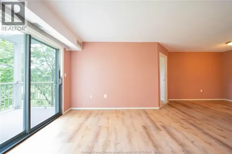 2922 Rivard Windsor ON N8T 3N9