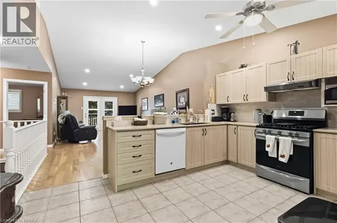 35 Stratford Terrace Brantford ON N3T 6R8
