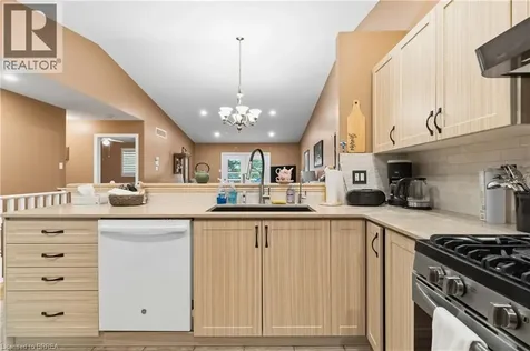 35 Stratford Terrace Brantford ON N3T 6R8