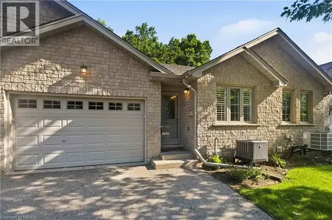 35 Stratford Terrace Brantford ON N3T 6R8