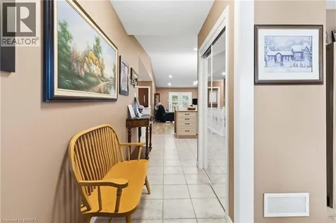 35 Stratford Terrace Brantford ON N3T 6R8