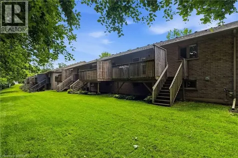 35 Stratford Terrace Brantford ON N3T 6R8