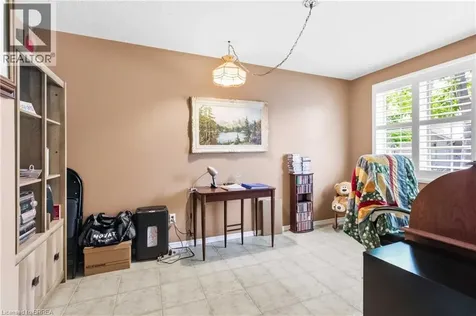 35 Stratford Terrace Brantford ON N3T 6R8