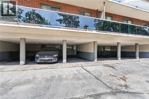 2373 King Street East Hamilton ON L8K 1X9