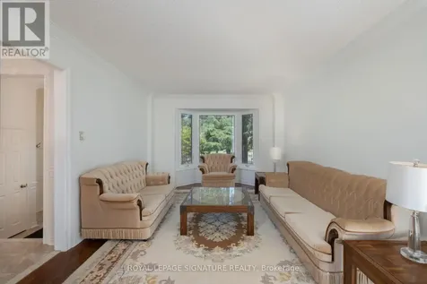 4 Ruth Court Whitchurch-stouffville ON L4A 2E3