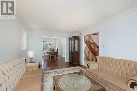 4 Ruth Court Whitchurch-stouffville ON L4A 2E3
