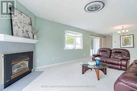 10 Laguna Parkway Ramara ON L0K 1B0