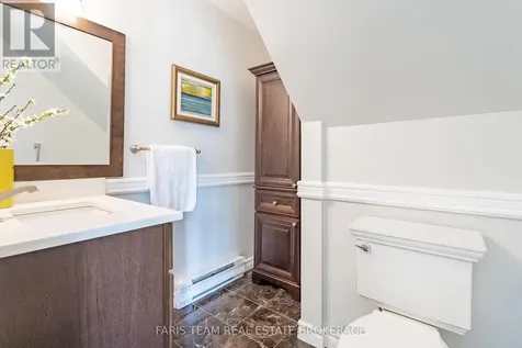 10 Laguna Parkway Ramara ON L0K 1B0
