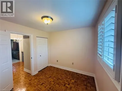 10 Enola Avenue Hamilton ON L8W 1Z8
