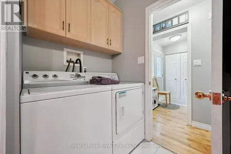 10 Spruce Avenue Puslinch ON N0B 2J0