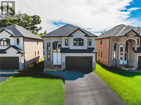 40 Cesar Place Ancaster ON L9G 0G3