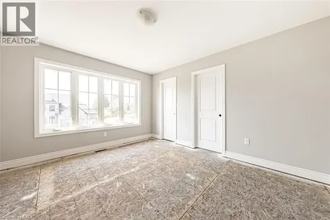 44 Cesar Place Ancaster ON L9G 0G3