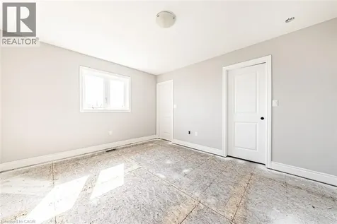 44 Cesar Place Ancaster ON L9G 0G3
