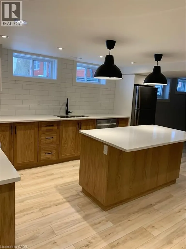 210 Margaret Avenue Kitchener ON N2H 4J2