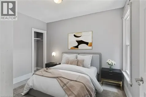 40 Ashley Street Hamilton ON L8L 5S6