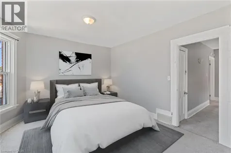 40 Ashley Street Hamilton ON L8L 5S6
