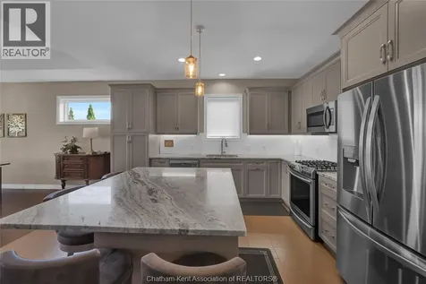 67 Valencia Drive Chatham ON N7L 0H3