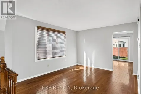 32 Peacock Crescent Ottawa ON K2J 3P6