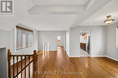 32 Peacock Crescent Ottawa ON K2J 3P6