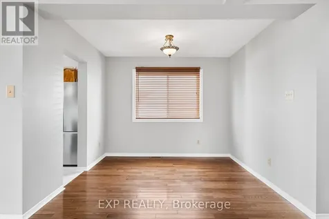 32 Peacock Crescent Ottawa ON K2J 3P6
