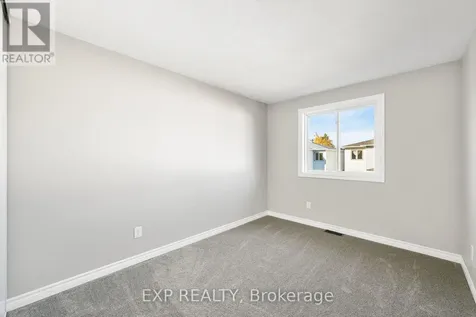 32 Peacock Crescent Ottawa ON K2J 3P6