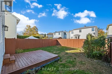 32 Peacock Crescent Ottawa ON K2J 3P6