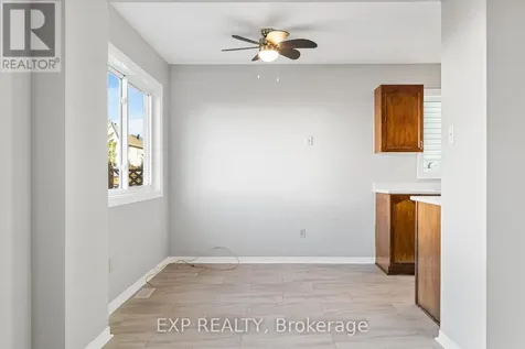 32 Peacock Crescent Ottawa ON K2J 3P6