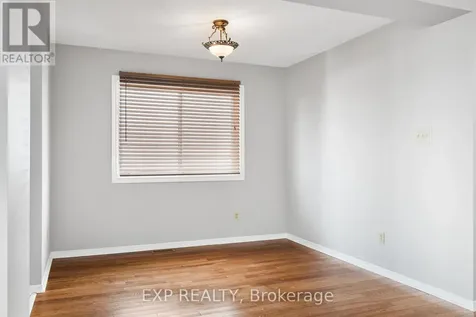 32 Peacock Crescent Ottawa ON K2J 3P6