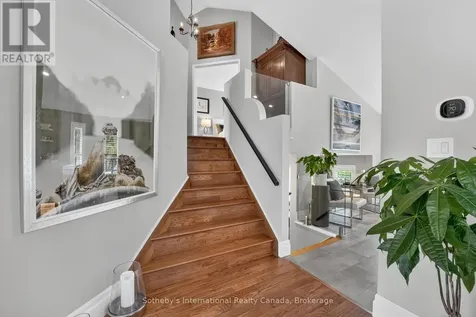 20 Sundial Court Collingwood ON L9Y 5E4