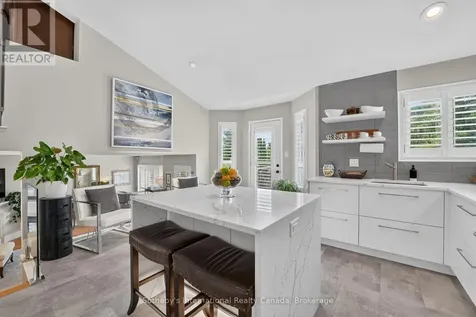 20 Sundial Court Collingwood ON L9Y 5E4