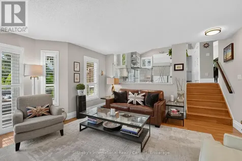 20 Sundial Court Collingwood ON L9Y 5E4