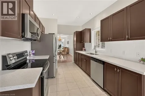 14 Ecker Lane Binbrook ON L0R 1C0