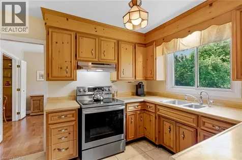 20 Corwin Boulevard Cambridge ON N1S 3L3