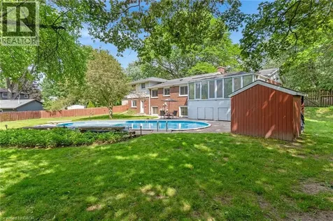 20 Corwin Boulevard Cambridge ON N1S 3L3