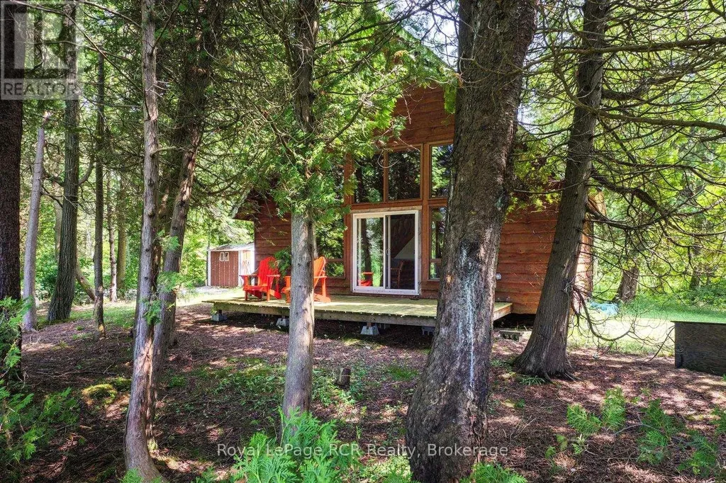 16 Youngs Drive South Bruce Peninsula ON N0H 1X0