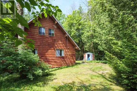 16 Youngs Drive South Bruce Peninsula ON N0H 1X0