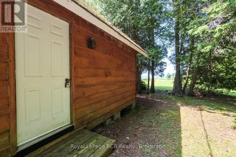 16 Youngs Drive South Bruce Peninsula ON N0H 1X0