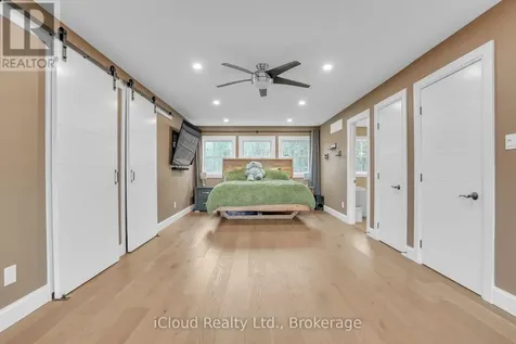 2091 Dwyer Road Springwater ON L9X 1L7