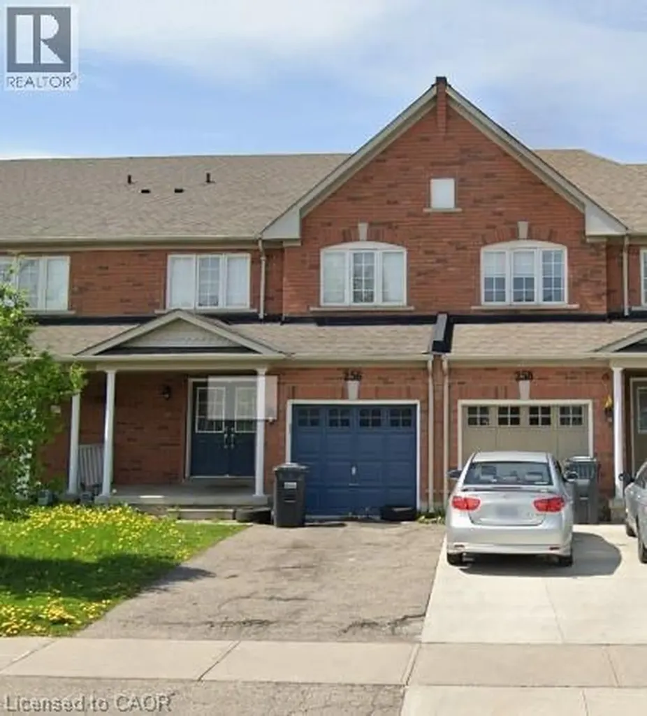 256 Van Kirk Drive Brampton ON L7A 3W5
