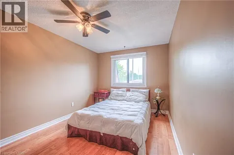 112 Kingswood Drive Kitchener ON N2E 1S9