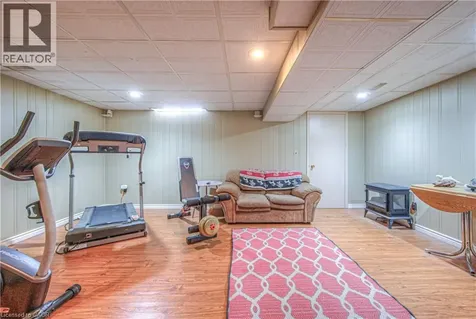 112 Kingswood Drive Kitchener ON N2E 1S9