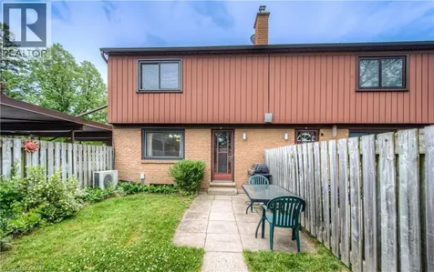112 Kingswood Drive Kitchener ON N2E 1S9