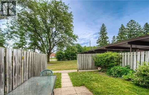 112 Kingswood Drive Kitchener ON N2E 1S9