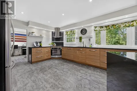 25 Demeyere Avenue Tillsonburg ON N4G 4Y2