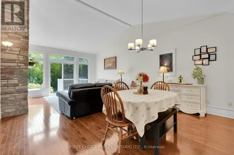 134 Maple Key Private Ottawa ON K1T 0E2