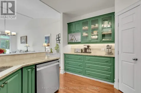 134 Maple Key Private Ottawa ON K1T 0E2