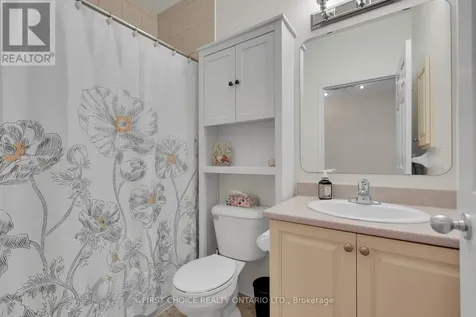 134 Maple Key Private Ottawa ON K1T 0E2